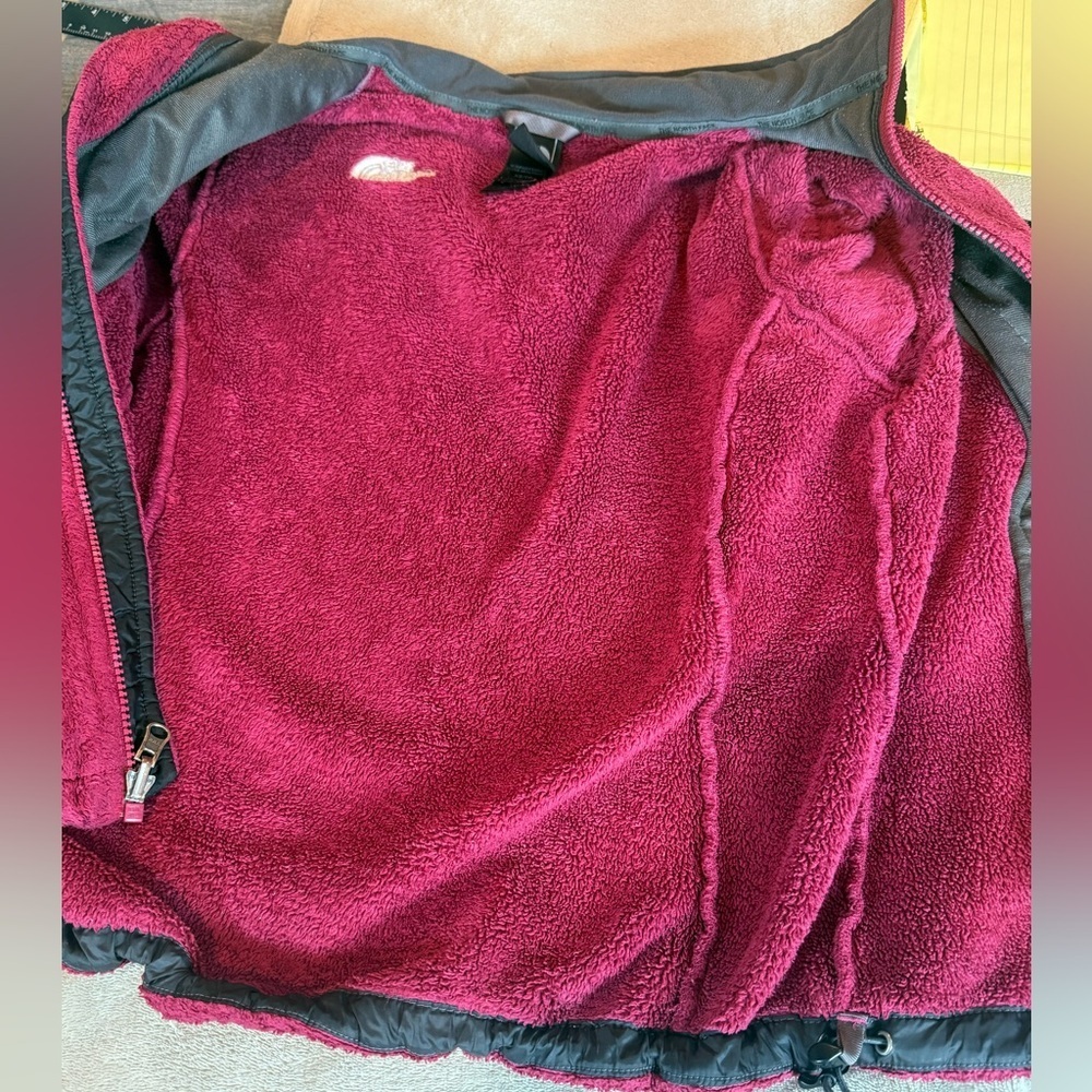 The North Face Osito Fuchsia Pink Fleece Full Zip Coat Jacket Youth Preteen XS - Picture 11 of 11